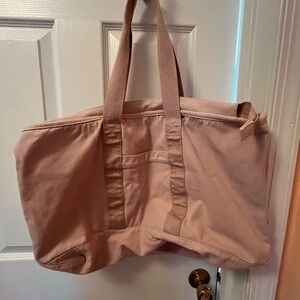 Blush zippered tote